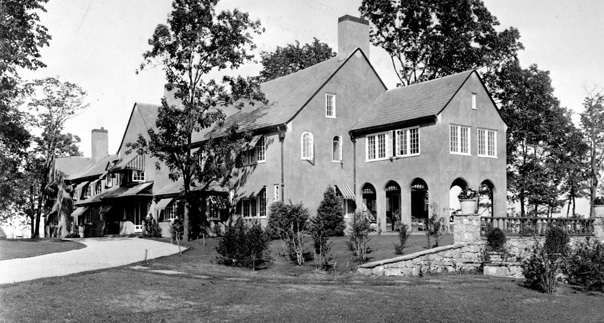 Broadview Lodge - House and Gardens by Design