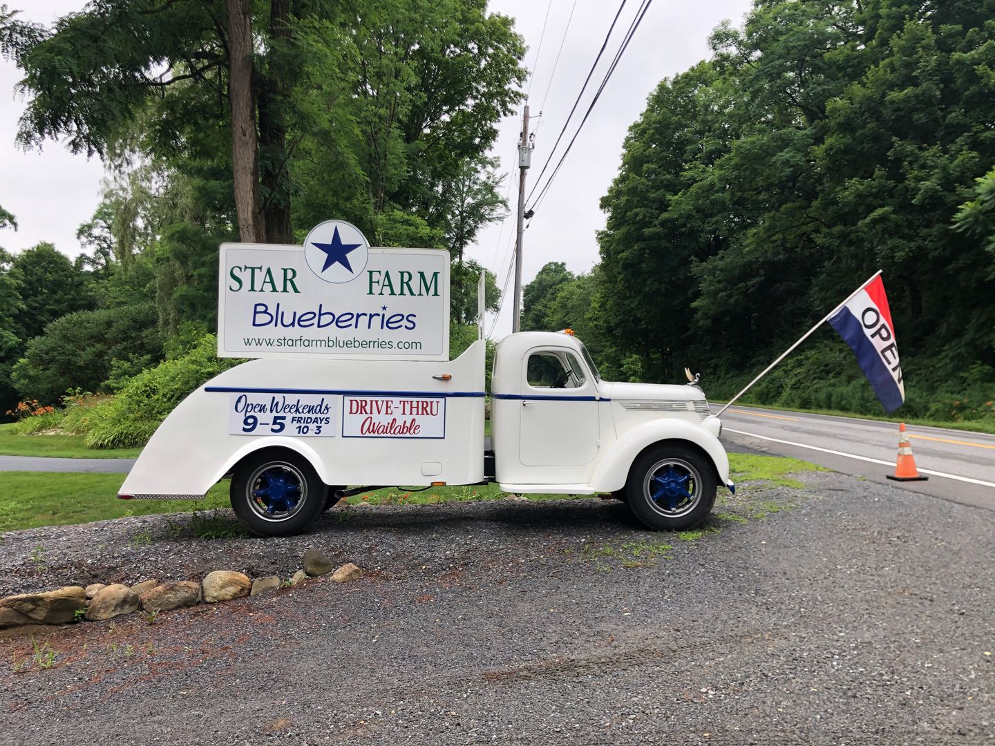 Star Farm’s beautifully restored 1937 International D-50 vintage truck greets visitors.